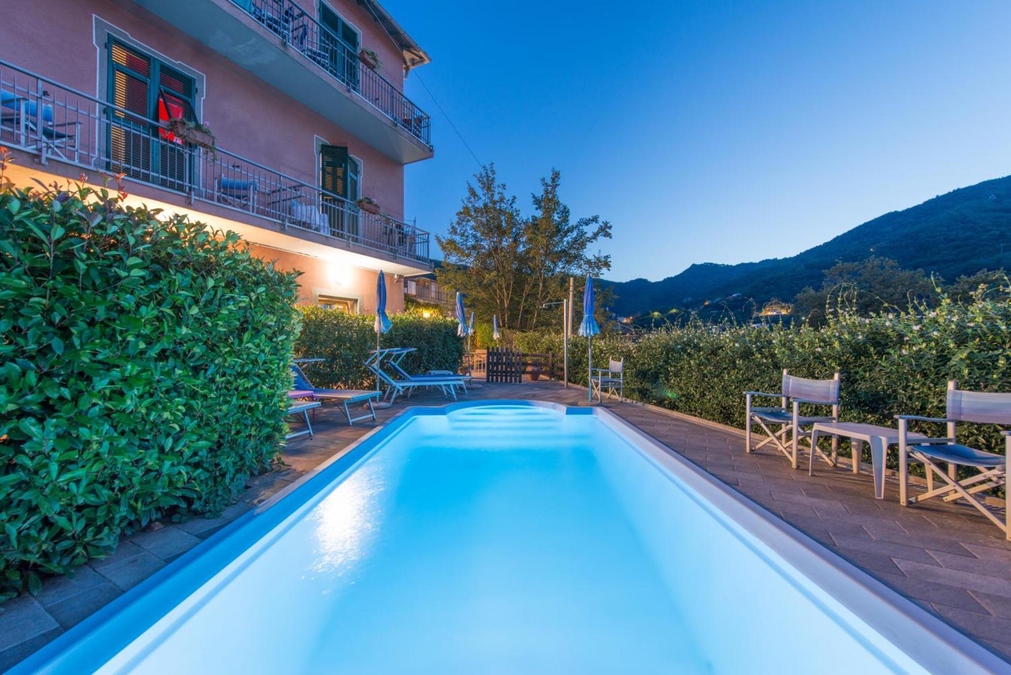 Hotel Ca' De Berna Balestrino エクステリア 写真