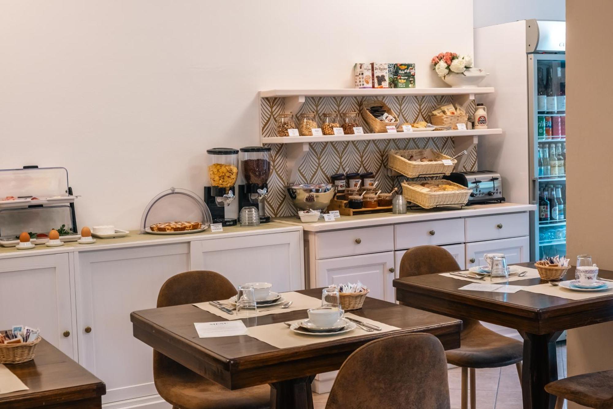 Hotel Ca' De Berna Balestrino エクステリア 写真