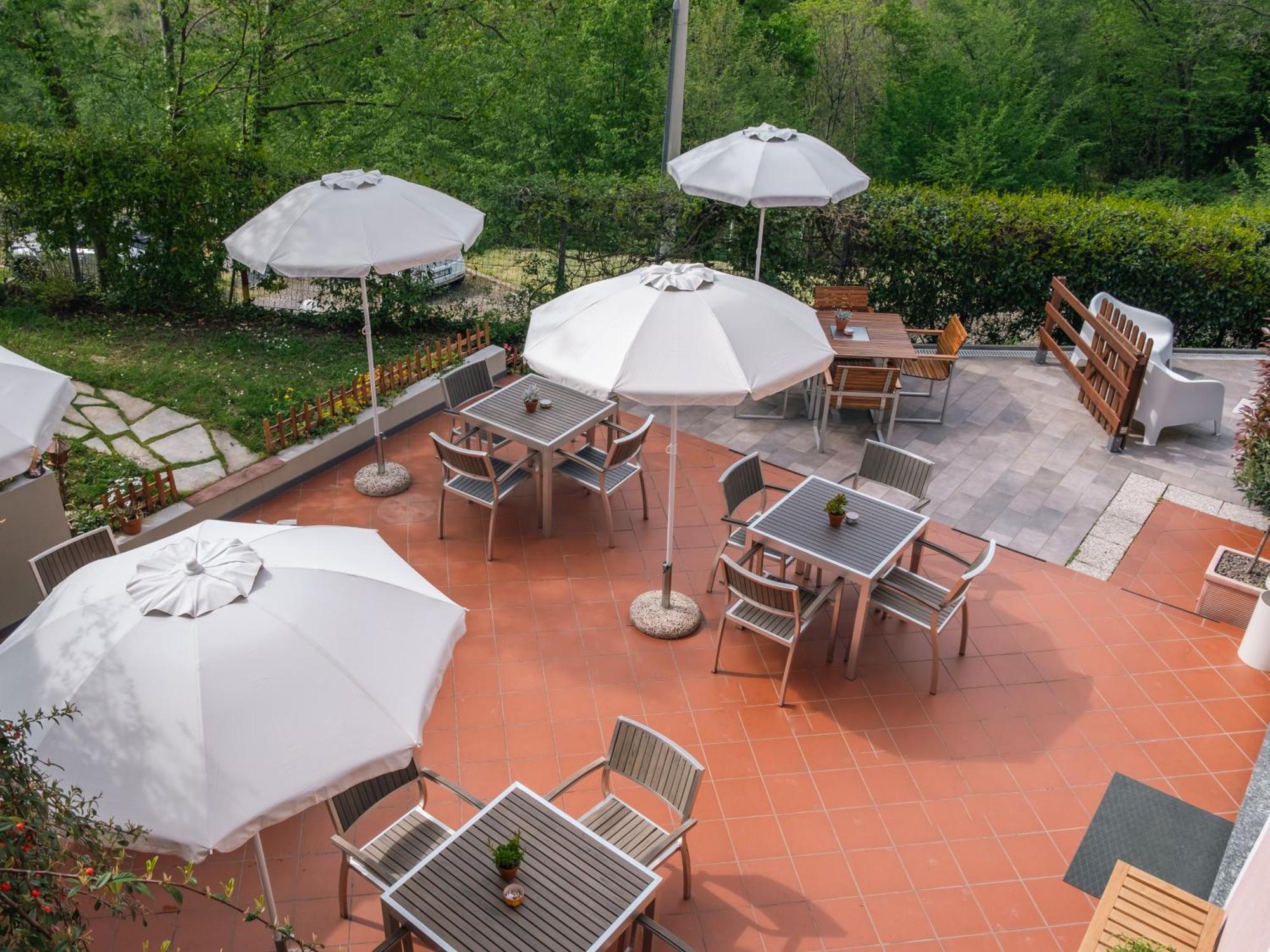 Hotel Ca' De Berna Balestrino エクステリア 写真